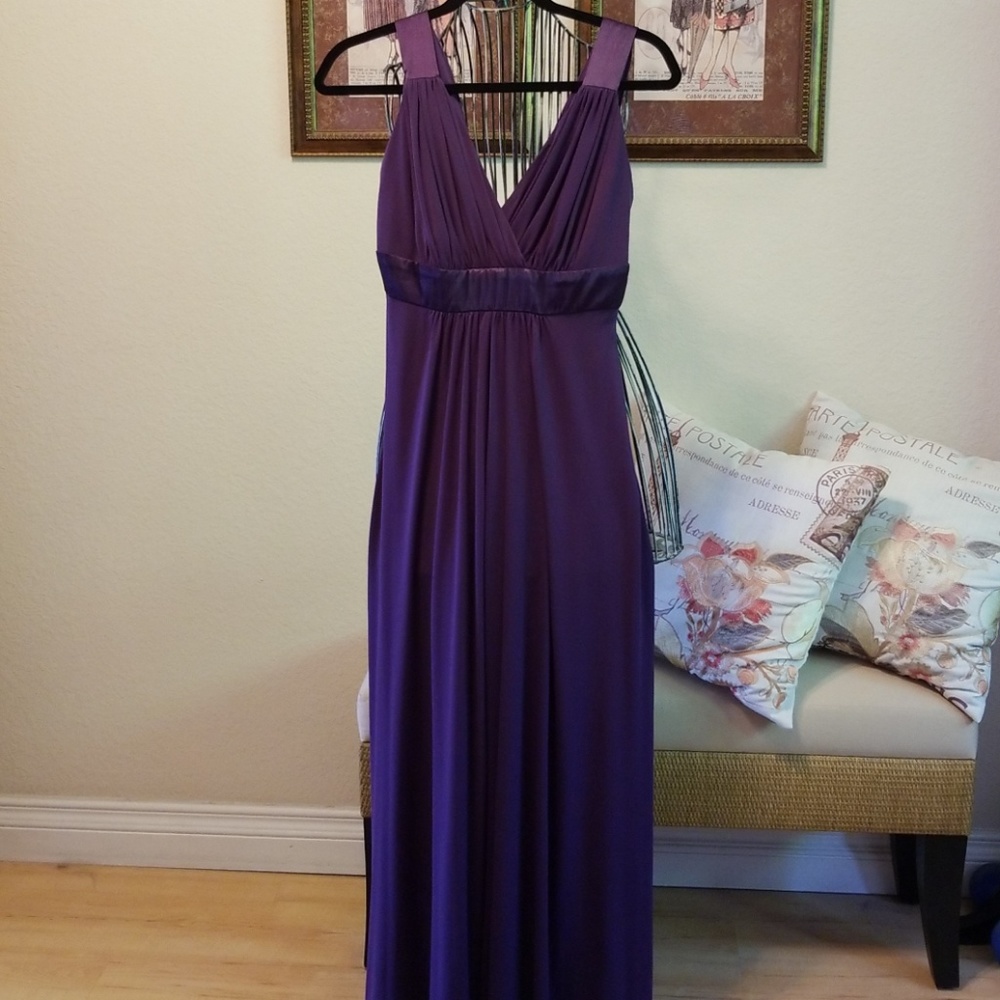 Long semi-formal dress